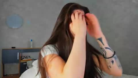 Snapshot of flirtykitty_ chatting on 07.07.26 Emely online show from 07.07.26