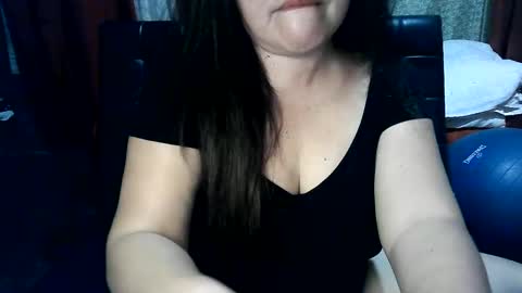 Snapshot of flirtymistressx chatting on 05.26.26 FlirtyMistressX online show from 05.26.26