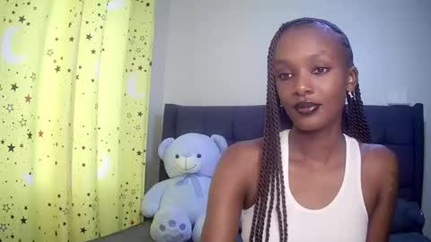 Snapshot of flirtyy_sheery chatting on 09.09.25 sheery online show from 09.09.25