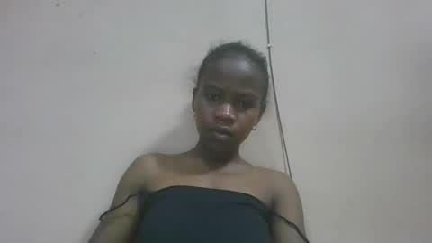 flora48230522373 online show from 05.04.26