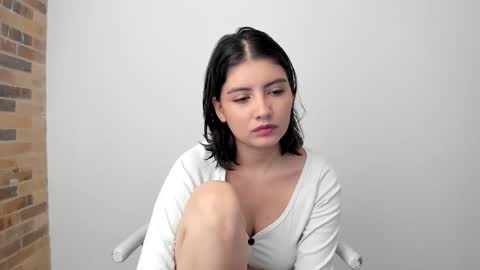 Tell me My Love online show from 11.04.25