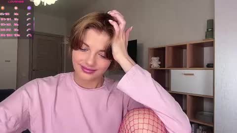 Snapshot of florenceheatly chatting on 07.04.26 Flora online show from 07.04.26