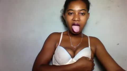 florencia011 online show from 03.03.25