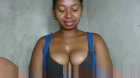 florencia011 online show from 10.30.25