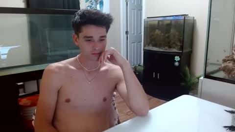 Snapshot of florida_twink chatting on 09.09.25 OF Joey Grey17 online show from 09.09.25