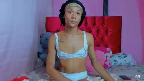 Snapshot of flower_weed chatting on 03.21.26 Flower weed online show from 03.21.26