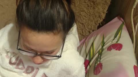 Snapshot of flowercandydoll chatting on 12.17.24 say meow and send tip  online show from 12.17.24