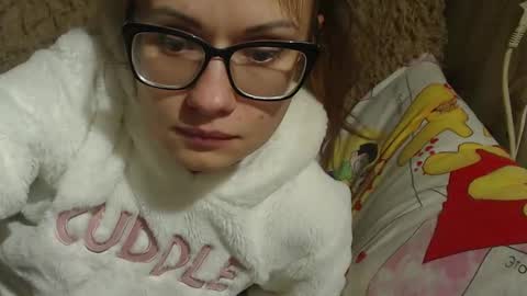 Snapshot of flowercandydoll chatting on 12.27.24 say meow and send tip  online show from 12.27.24