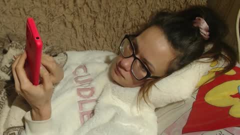 Snapshot of flowercandydoll chatting on 01.16.25 say meow and send tip  online show from 01.16.25