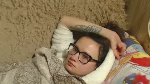 Snapshot of flowercandydoll chatting on 02.01.25 say meow and send tip  online show from 02.01.25