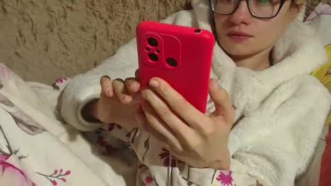 Snapshot of flowercandydoll chatting on 02.13.25 say meow and send tip  online show from 02.13.25