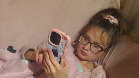 Snapshot of flowercandydoll chatting on 10.26.25 say meow and send tip  online show from 10.26.25