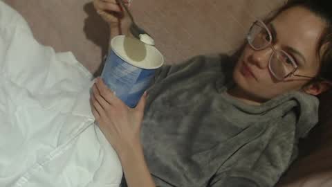 say meow and send tip  online show from 03.15.26