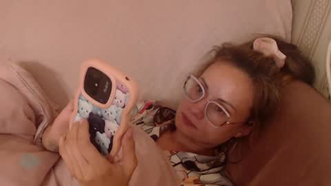 Snapshot of flowercandydoll chatting on 07.09.26 say meow and send tip online show from 07.09.26