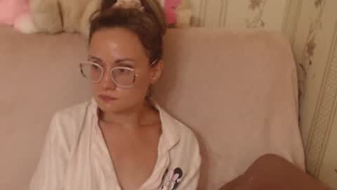 Snapshot of flowercandydoll chatting on 07.16.26 say meow and send tip online show from 07.16.26