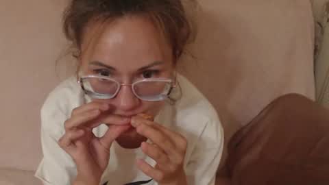 Snapshot of flowercandydoll chatting on 07.20.26 say meow and send tip online show from 07.20.26