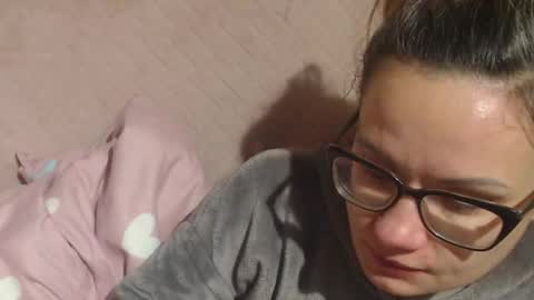 say meow and send tip  online show from 11.23.25