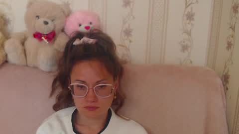 Snapshot of flowercandydoll13 chatting on 05.30.26 say meow and send tip online show from 05.30.26