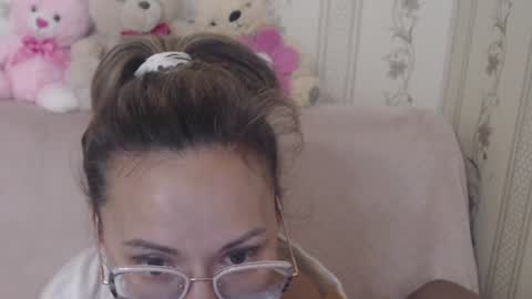 Snapshot of flowercandydoll13 chatting on 07.20.26 say meow and send tip online show from 07.20.26
