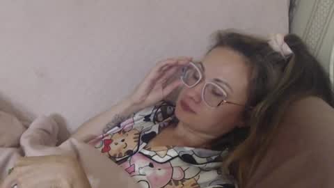 Snapshot of flowercandydoll13 chatting on 07.22.26 say meow and send tip online show from 07.22.26