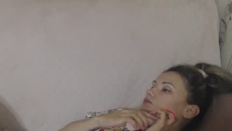 Snapshot of flowercandydoll13 chatting on 07.24.26 say meow and send tip online show from 07.24.26