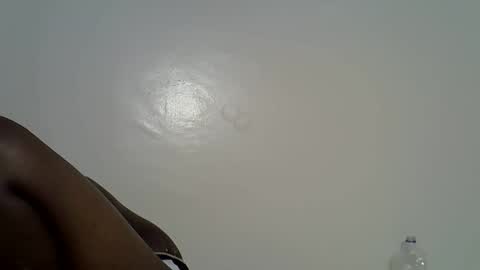 flowerdiva002 online show from 11.21.25