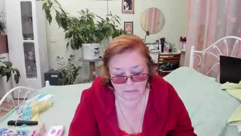 Snapshot of flowerlover8 chatting on 09.14.25 Flowerlower online show from 09.14.25