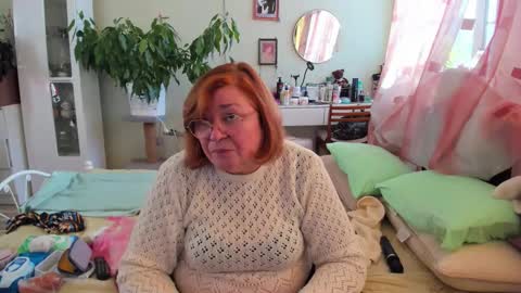 Snapshot of flowerlover8 chatting on 10.20.25 Flowerlower online show from 10.20.25