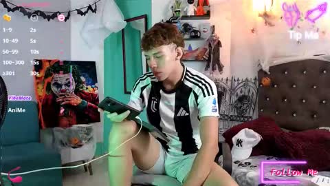 flowers109 online show from 11.03.25