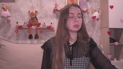 Snapshot of fluffy_hat chatting on 02.15.26 Fluffy and Krut online show from 02.15.26