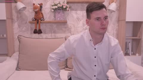 Snapshot of fluffy_hat chatting on 02.21.26 Fluffy and Krut online show from 02.21.26