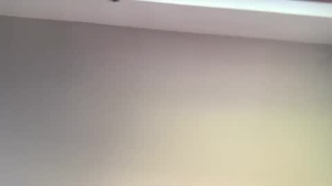 fluffyfantasiee online show from 10.24.25