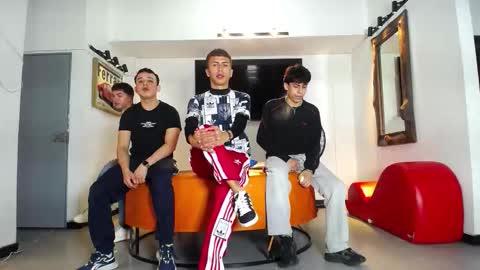 flyckers online show from 01.11.26