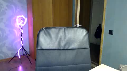 Molli  Ready for any play with you. Hottest show in pvt  Help a student earn big tokens  online show from 02.20.25