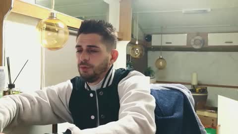 independent model online show from 03.29.26