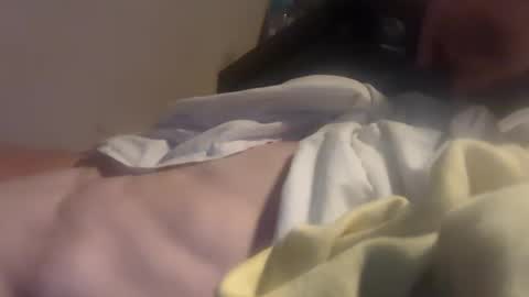 Snapshot of followthewhiterabbittail chatting on 09.21.25 Have fun remembering u online show from 09.21.25