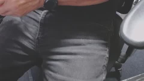 Snapshot of footman669 chatting on 10.13.25 Foot online show from 10.13.25