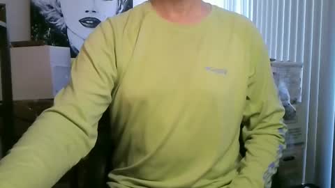 Snapshot of forefishing chatting on 01.18.25 Tigershark online show from 01.18.25