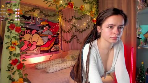 Snapshot of forest_lina chatting on 02.03.25 online show from 02.03.25