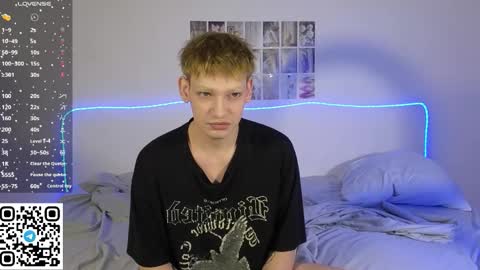 Snapshot of forever_eren chatting on 02.21.26 forever_eren online show from 02.21.26