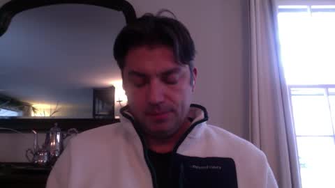 Snapshot of forevergoing chatting on 01.06.25 forevergoing online show from 01.06.25