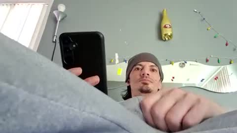 foreveryung723 online show from 10.29.25