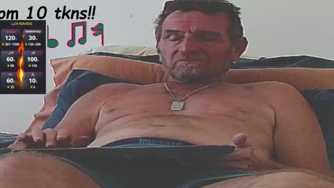 Snapshot of forexxxx_man chatting on 09.17.25 doc online show from 09.17.25