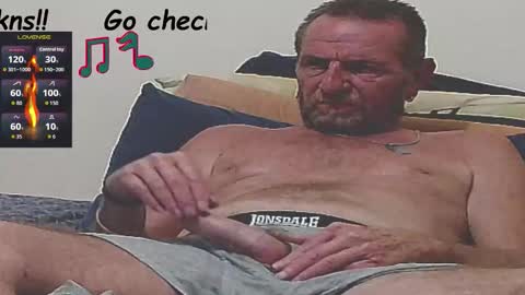 Snapshot of forexxxx_man chatting on 10.05.25 doc online show from 10.05.25