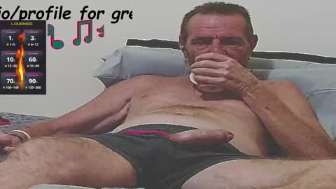 Snapshot of forexxxx_man chatting on 10.14.25 doc online show from 10.14.25