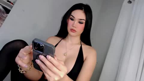 KHATRINA STACIE MARIE online show from 10.02.25