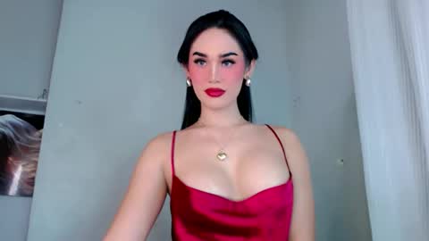 KHATRINA STACIE MARIE online show from 10.16.25