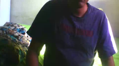 Snapshot of fouldis chatting on 10.05.25 fouldis online show from 10.05.25