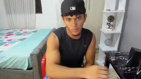 Snapshot of fox_evans chatting on 11.09.25 Fox online show from 11.09.25