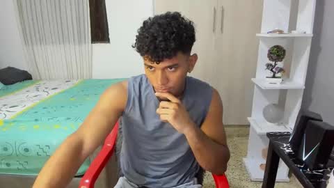 Snapshot of fox_evans chatting on 11.20.25 Fox online show from 11.20.25